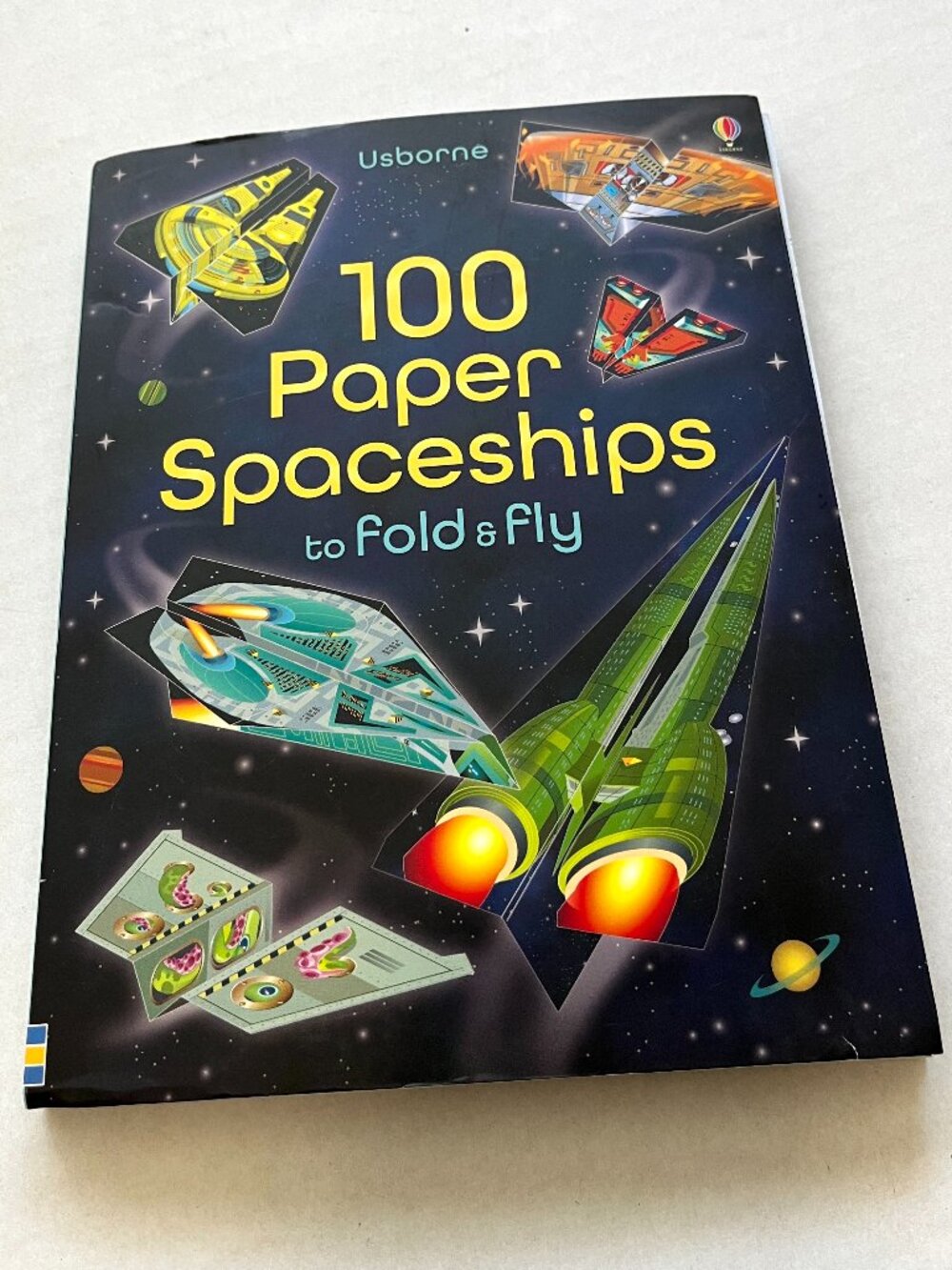 Usborne 100 Paper Spaceships to Fold & Fly Book
